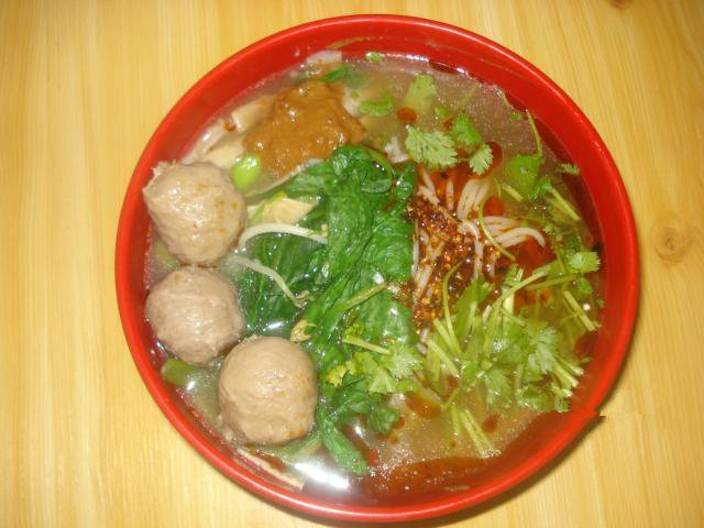 麻辣撒尿牛丸米线_副本