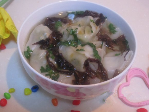 大葱猪肉馄饨_副本